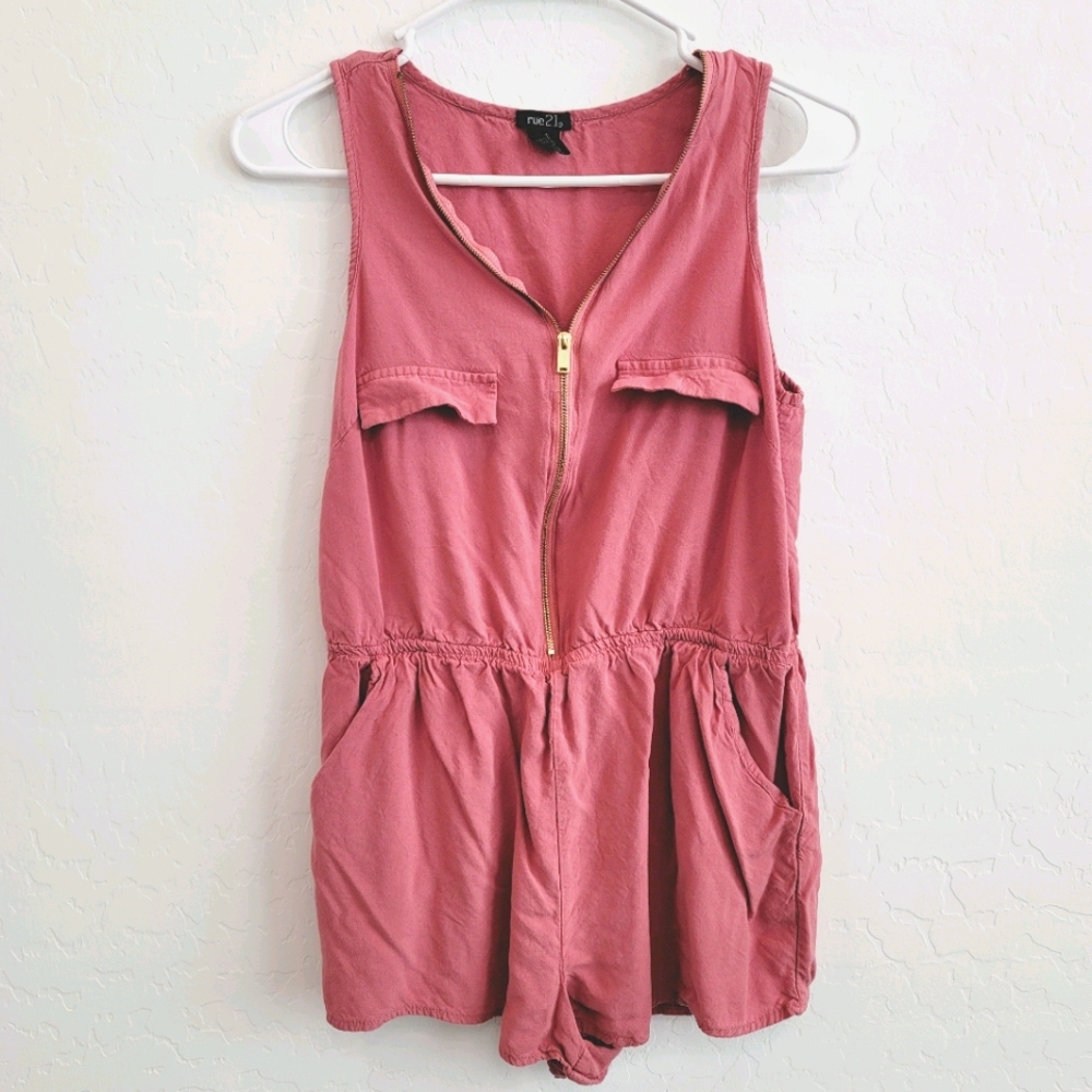 Rue21 Mauve Romper Size Medium